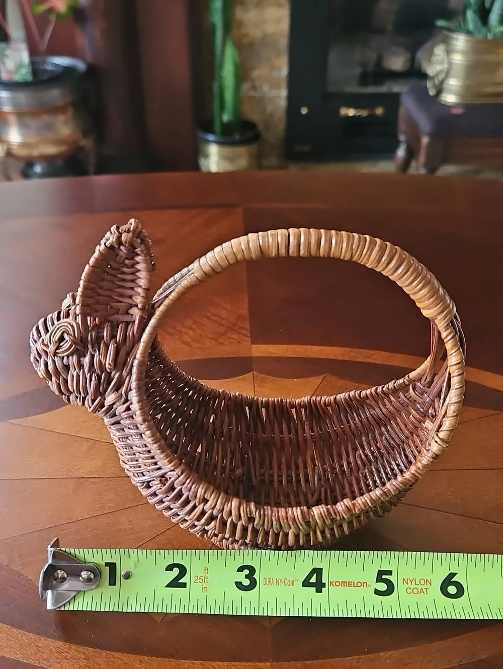 VTG Hand-Woven Wicker Bunny Rabbit Basket – Rustic Easter & Cottagecore Decor
